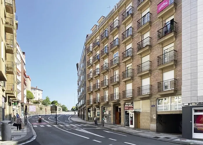 Always Easy I Cristina Enea 公寓